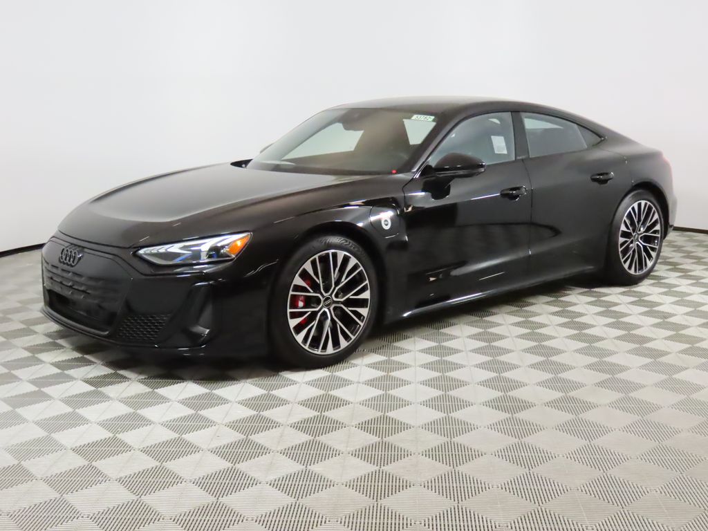 Thumbnail: 2026 Audi e-tron GT - 1