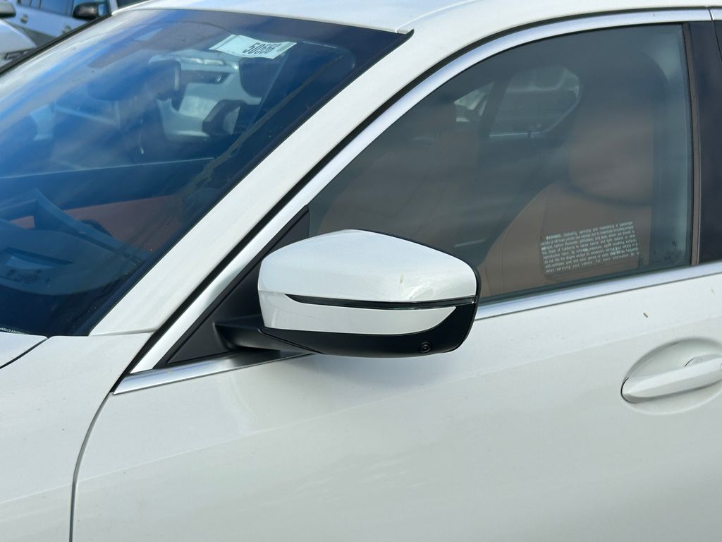 Thumbnail: 2026 BMW 3 Series - 10