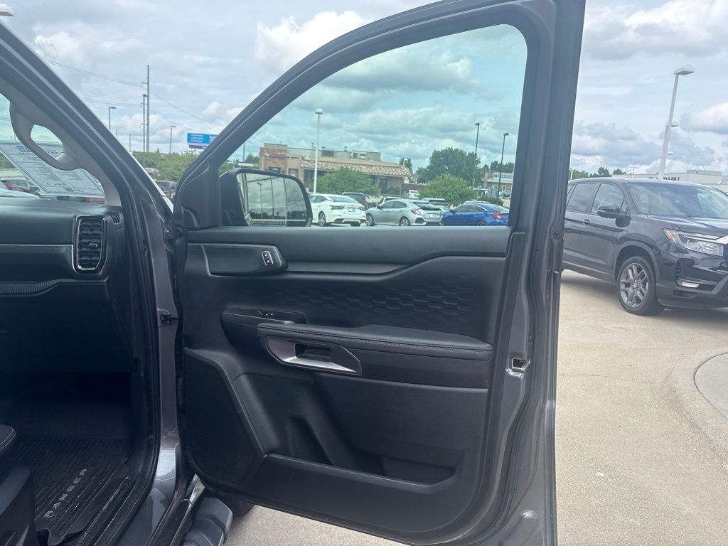 Used 2024 Gray Metallic Ford XLT image 24