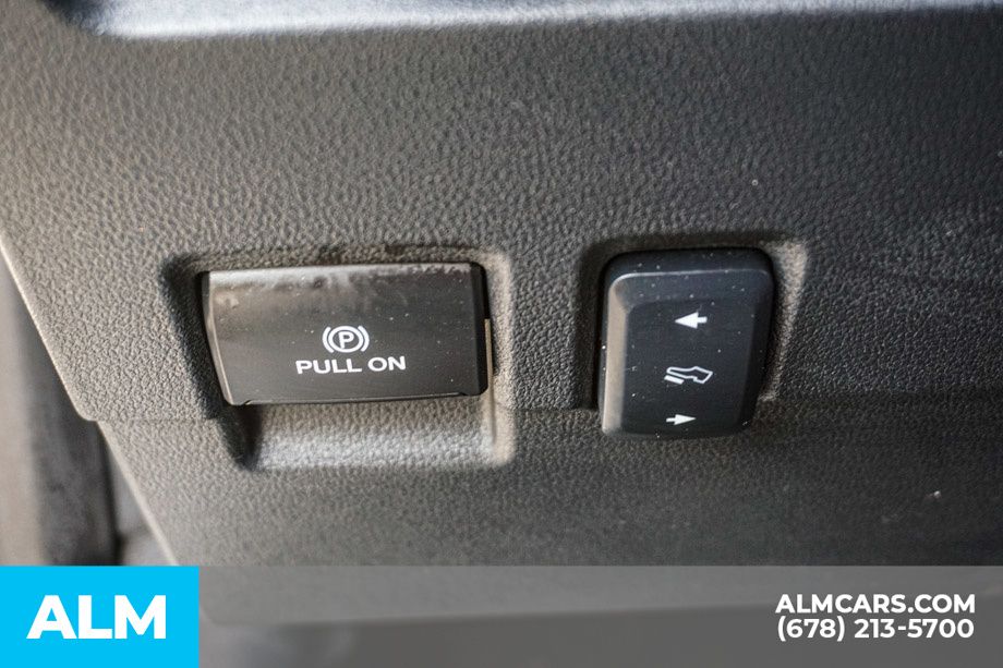 Used 2025 White Ford Platinum image 49