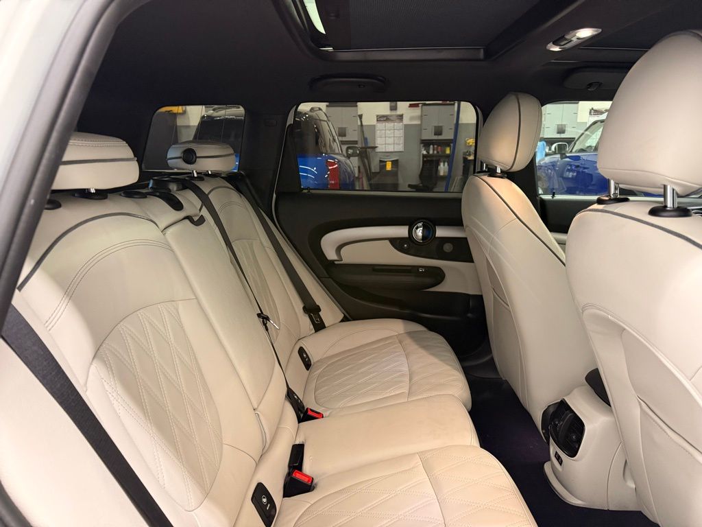 Thumbnail: 2022 MINI Cooper Clubman - 28