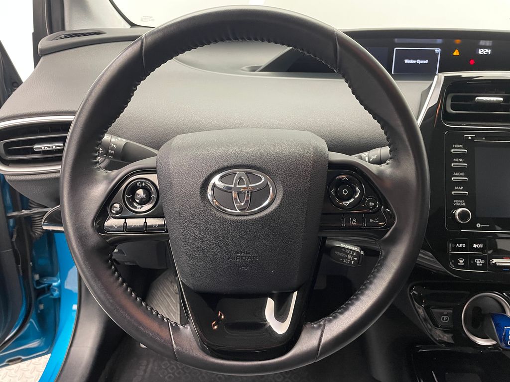 2022 Toyota Prius Prime LE 21