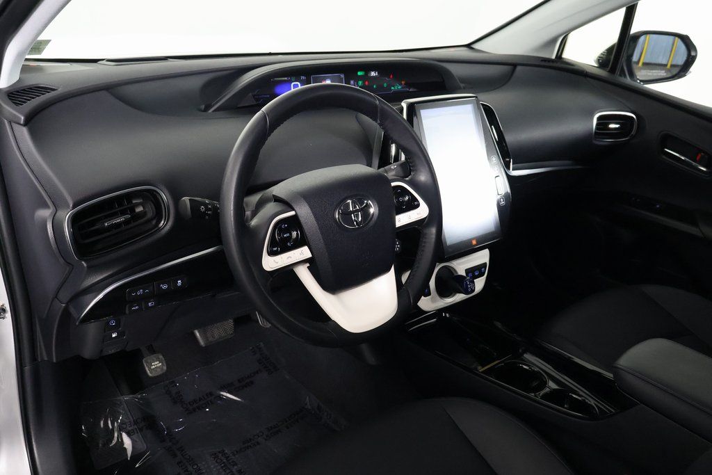Thumbnail: 2018 Toyota Prius Prime - 7