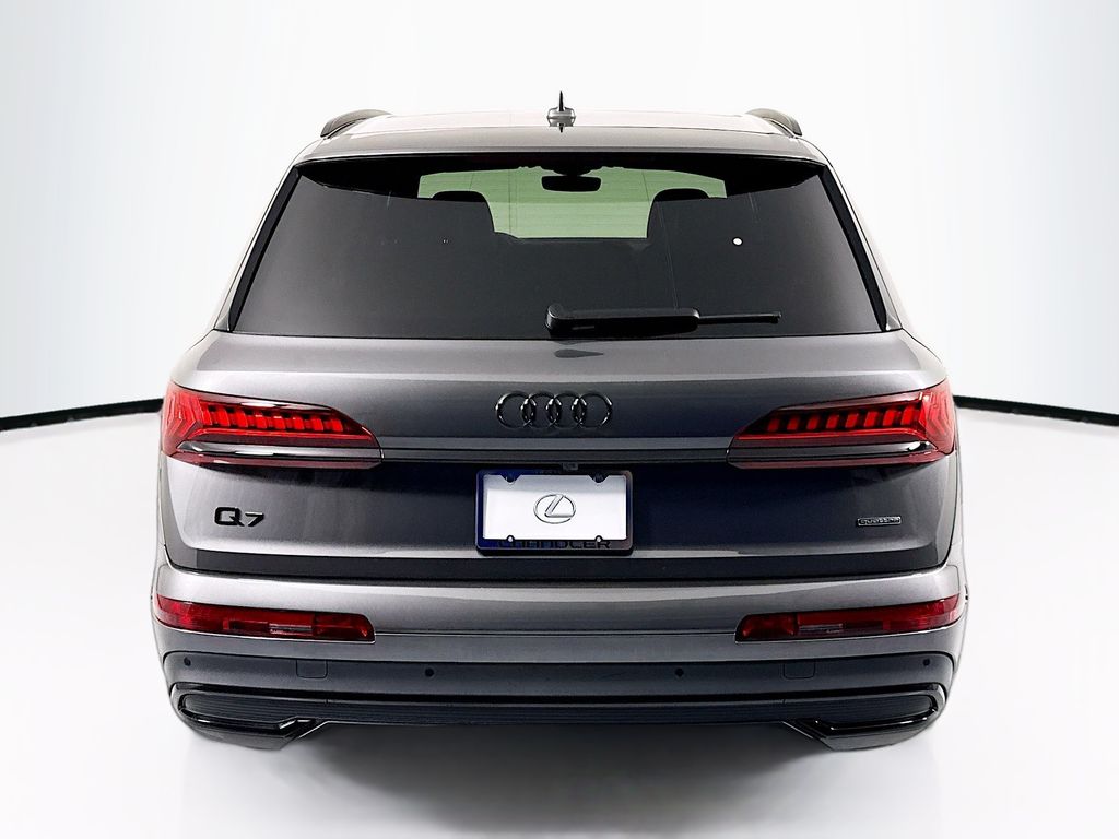 Thumbnail: 2023 Audi Q7 - 6