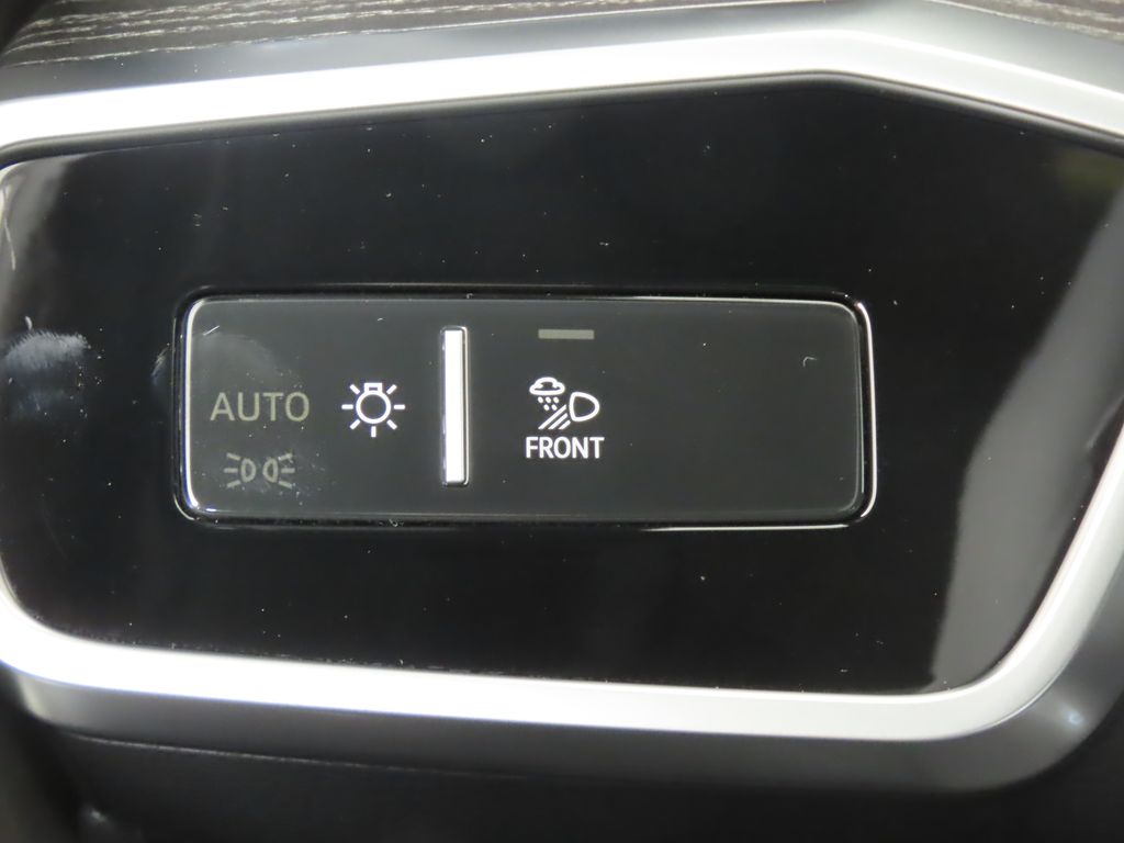 Thumbnail: 2025 Audi A6 - 19