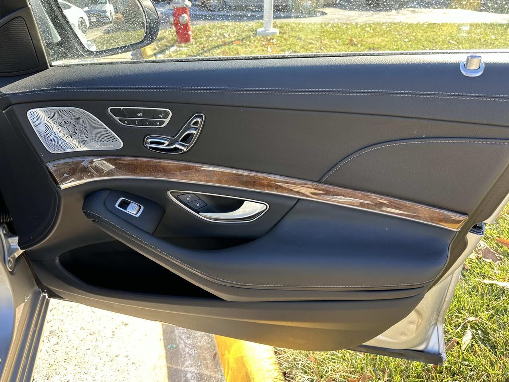 Thumbnail: 2016 Mercedes-Benz S-Class - 19