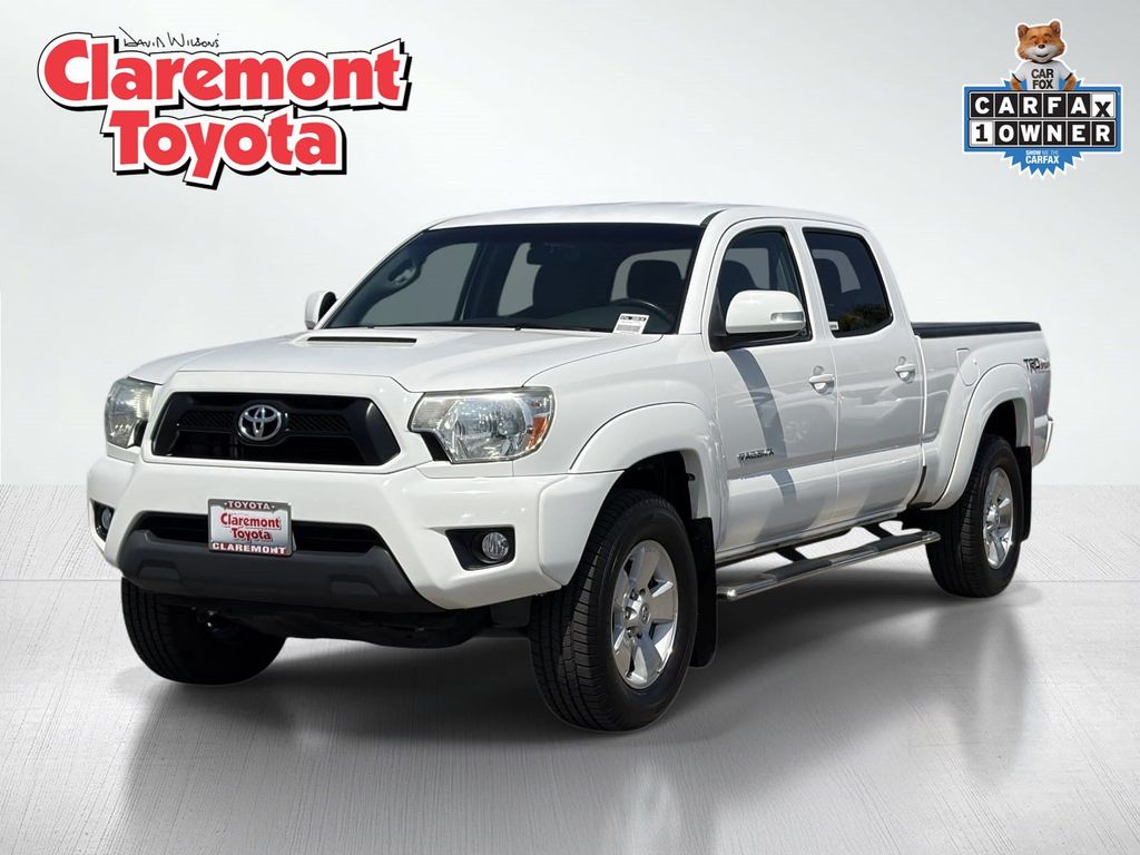 Super White 2015 Toyota Tacoma Pickup Truck 4X2 5-Speed Automatic