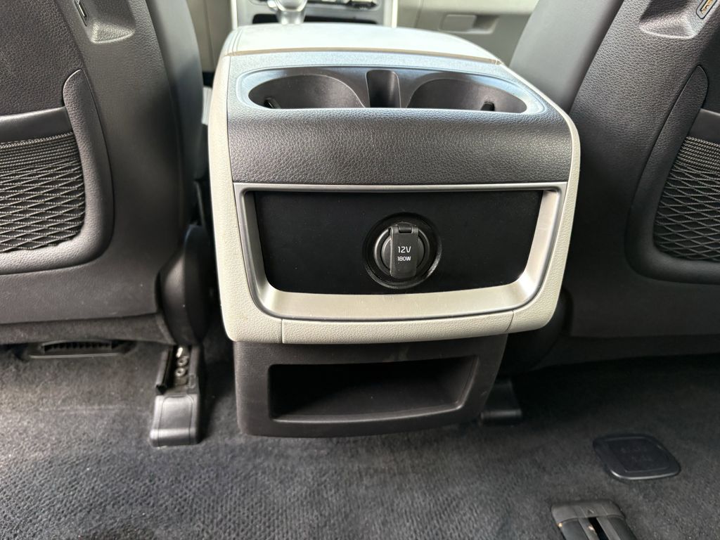 Used 2024 Snow White Pearl Kia LX image 23