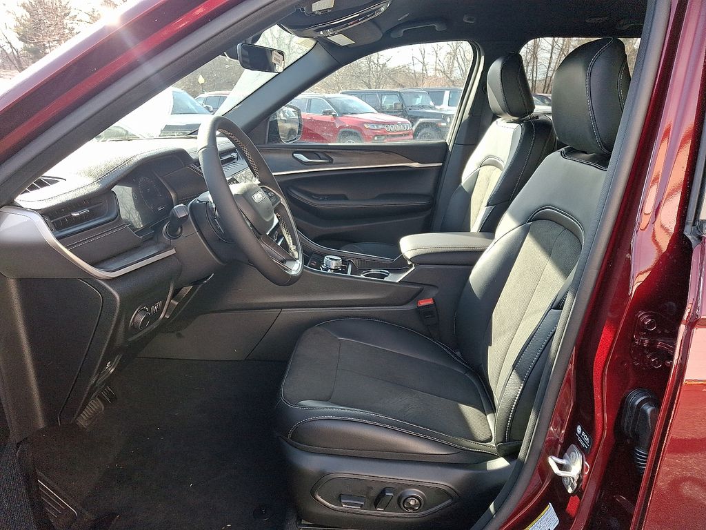 New 2026 Jeep Grand Cherokee SUV