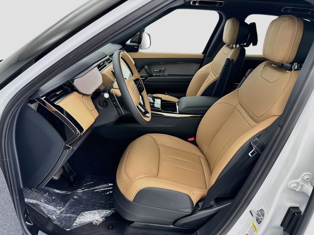 Thumbnail: 2026 Land Rover Range Rover Sport - 18