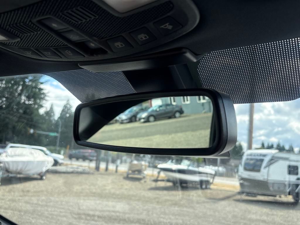 2017 White Platinum Ford F-150 Limited 4X4 Truck