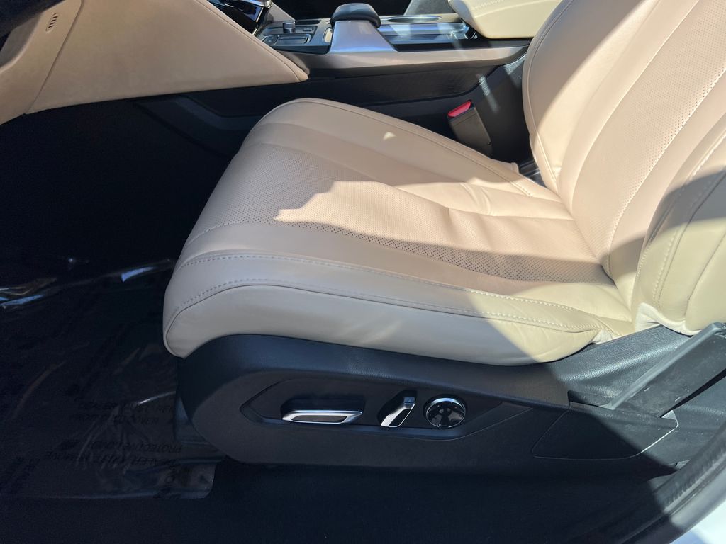 Thumbnail: 2023 Acura MDX - 15