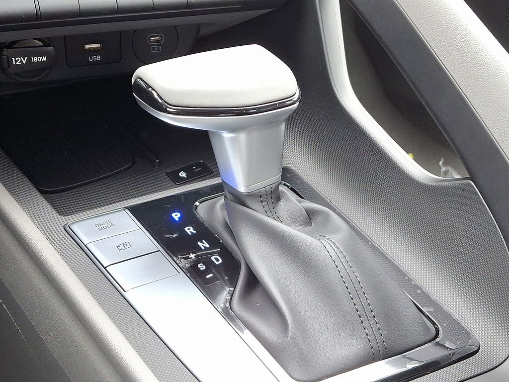 Thumbnail: 2025 Hyundai Elantra - 6