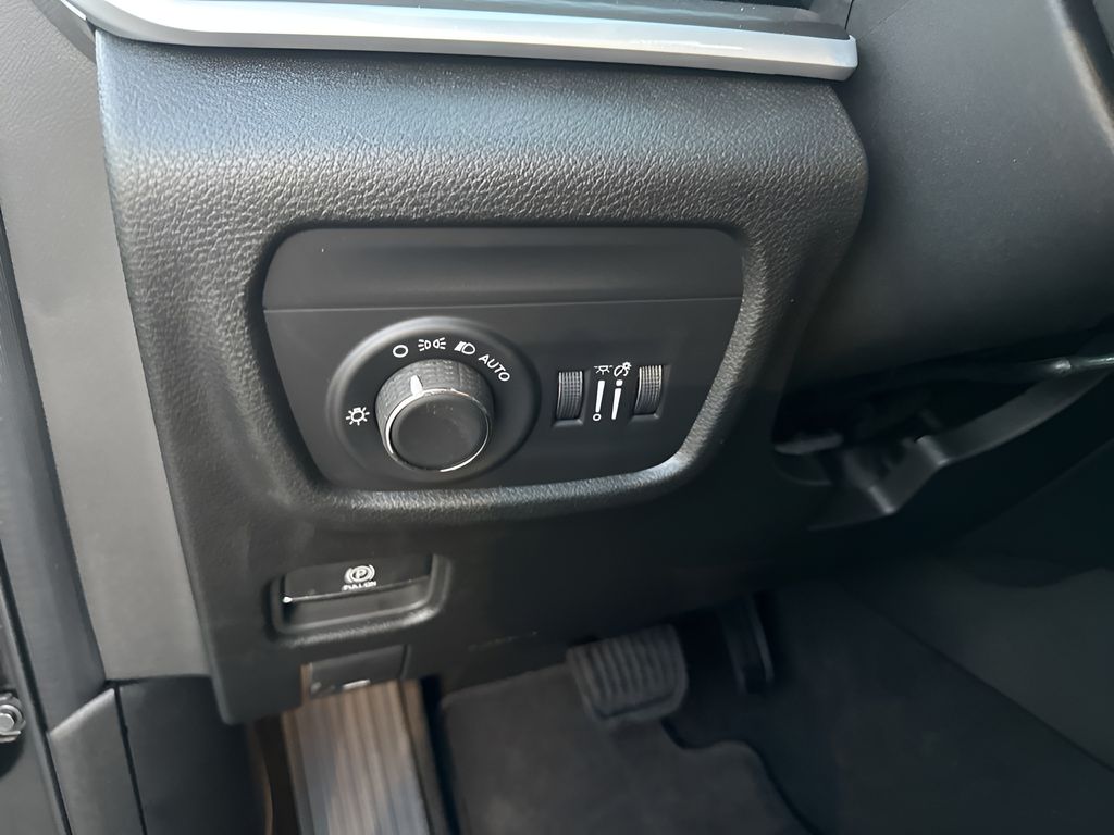 New Car 2025 Jeep Grand Cherokee L  For Sale Under $50,000 In Austin, Texas