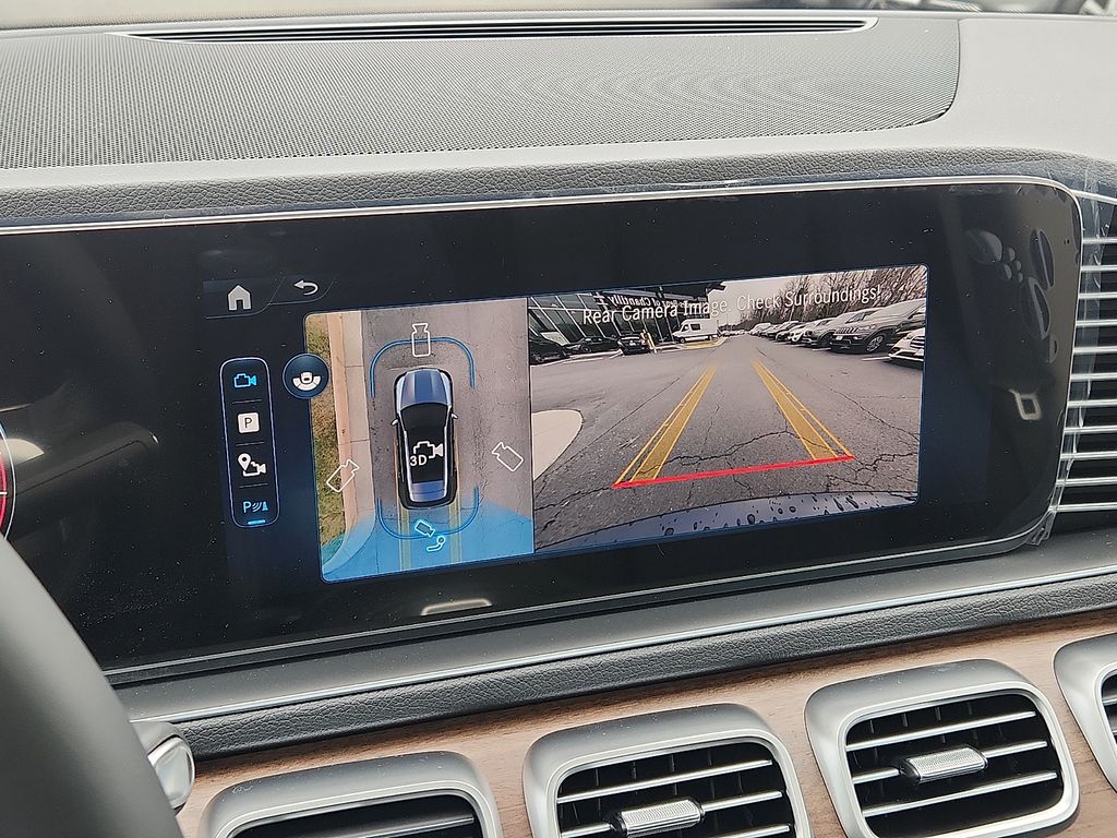 Thumbnail: 2026 Mercedes-Benz GLE - 13