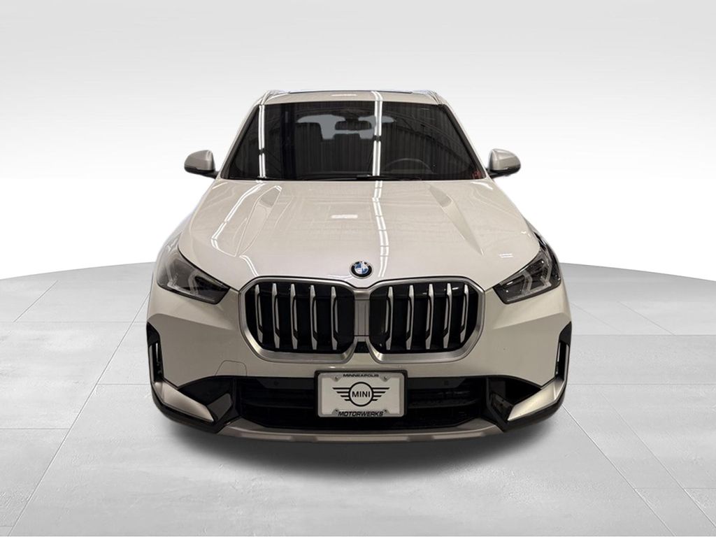 Thumbnail: 2024 BMW X1 - 8