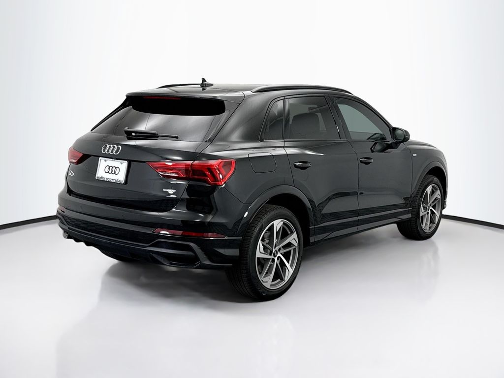 Thumbnail: 2025 Audi Q3 - 5
