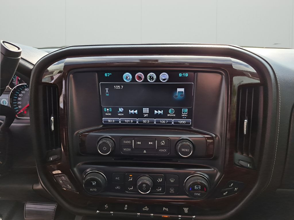 Used 2016 White Chevrolet LTZ image 41