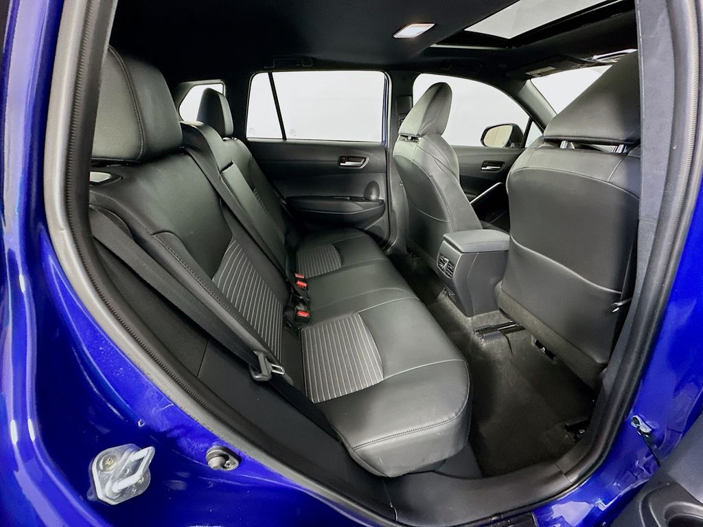 Thumbnail: 2025 Toyota Corolla Cross - 28