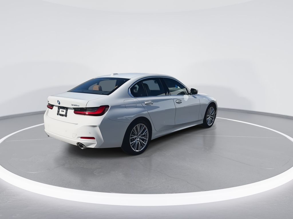 Thumbnail: 2024 BMW 3 Series - 8