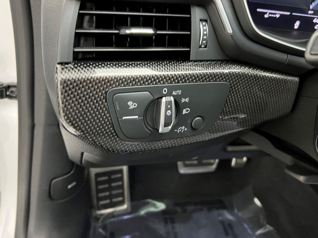 Thumbnail: 2022 Audi S5 - 27