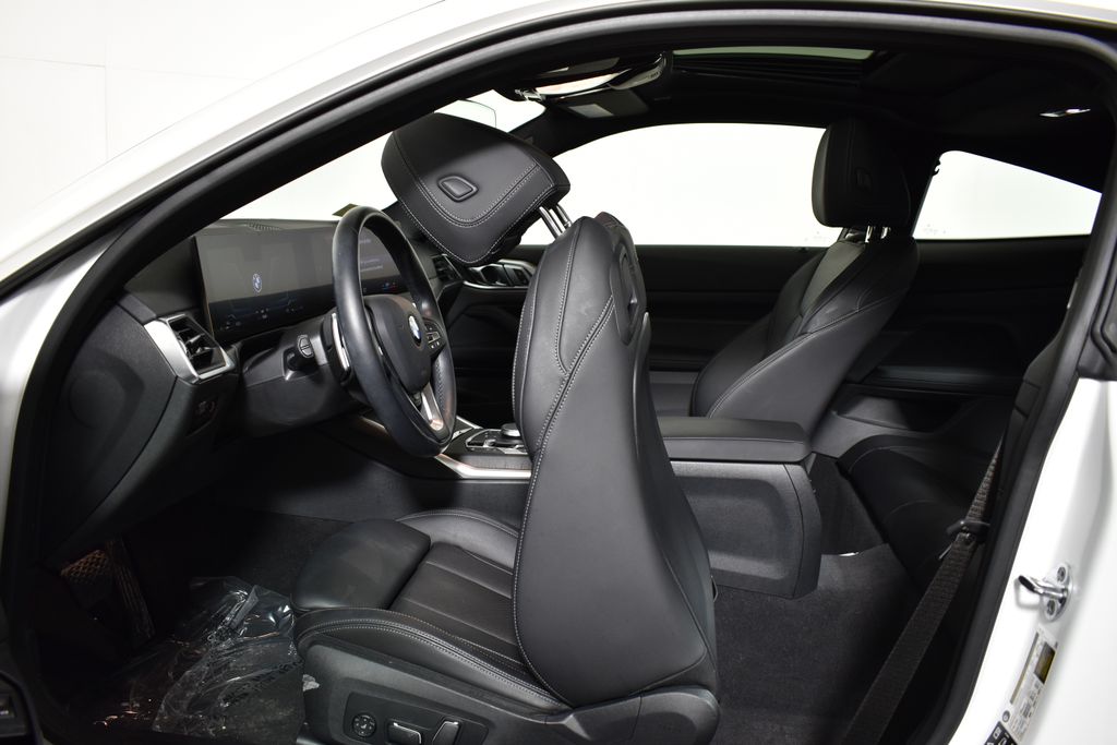 Thumbnail: 2024 BMW 4 Series - 31