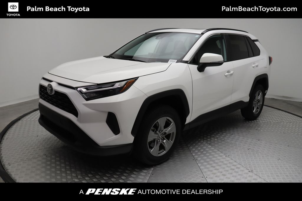 2023 Toyota RAV4 XLE -
                West Palm Beach, FL