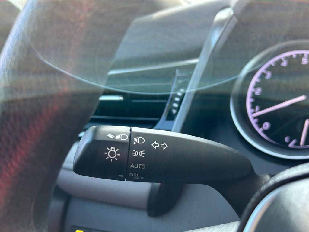 Thumbnail: 2023 Toyota Camry - 22
