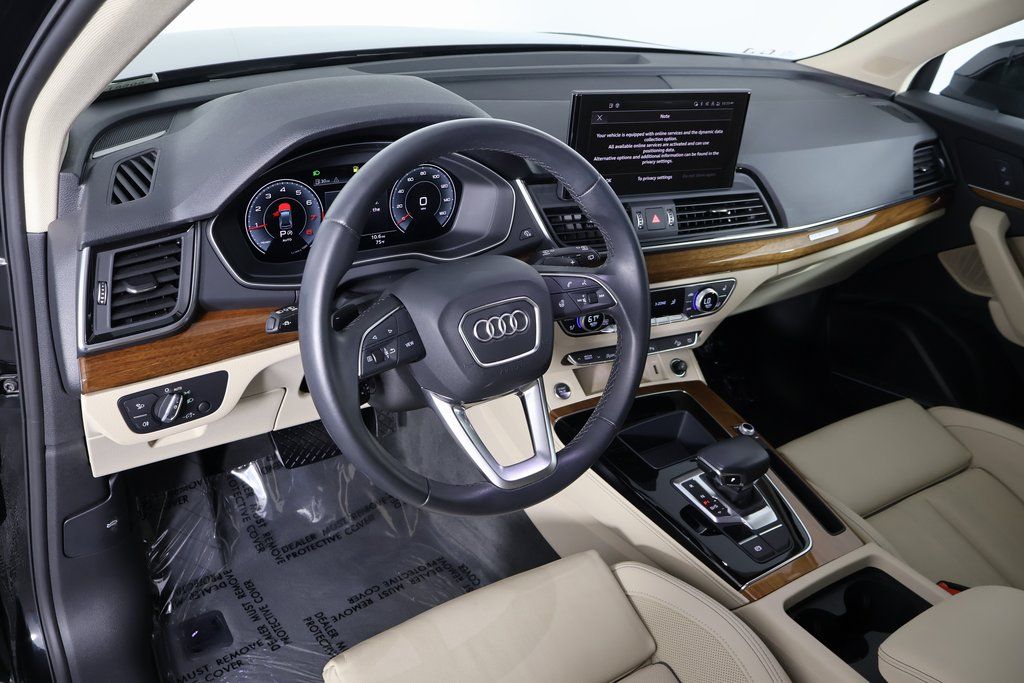 Thumbnail: 2023 Audi Q5 - 6