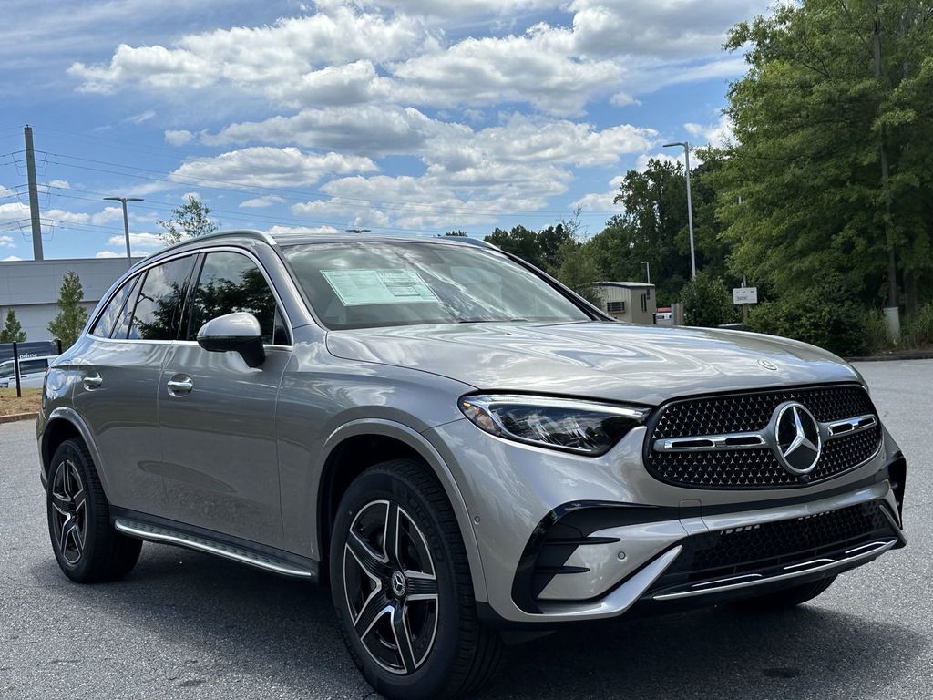 2024 Mercedes-Benz GLC GLC 300 2