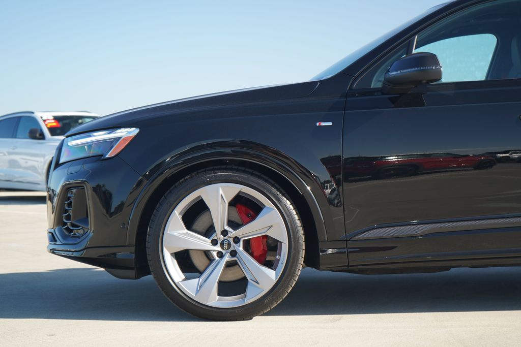 Thumbnail: 2026 Audi Q7 - 2