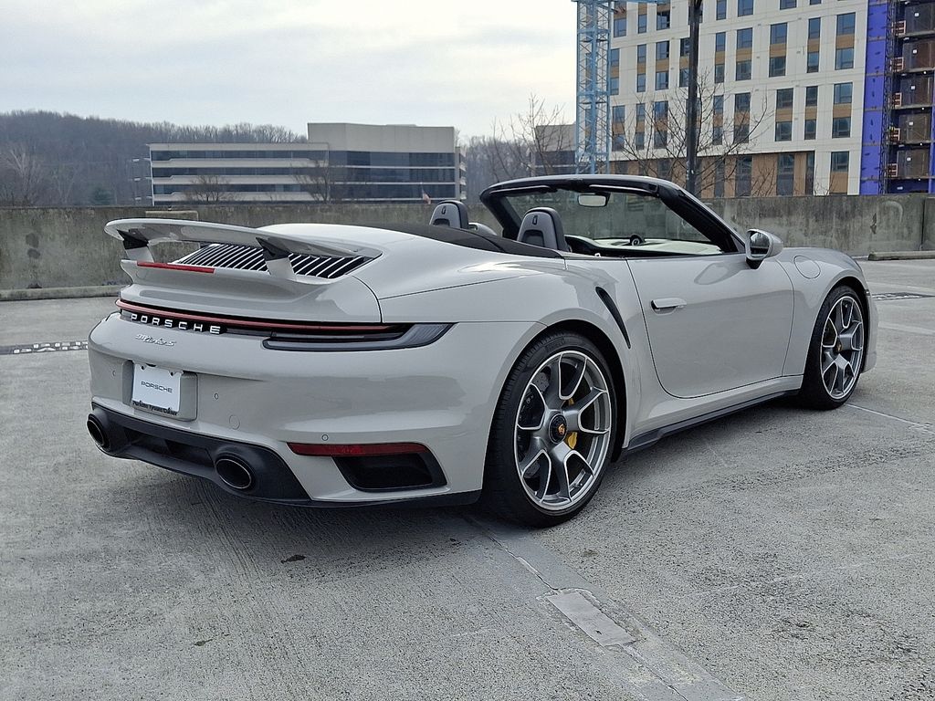 Thumbnail: 2021 Porsche 911 - 8