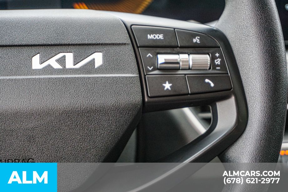 Used 2025 Gray Kia LXS image 30