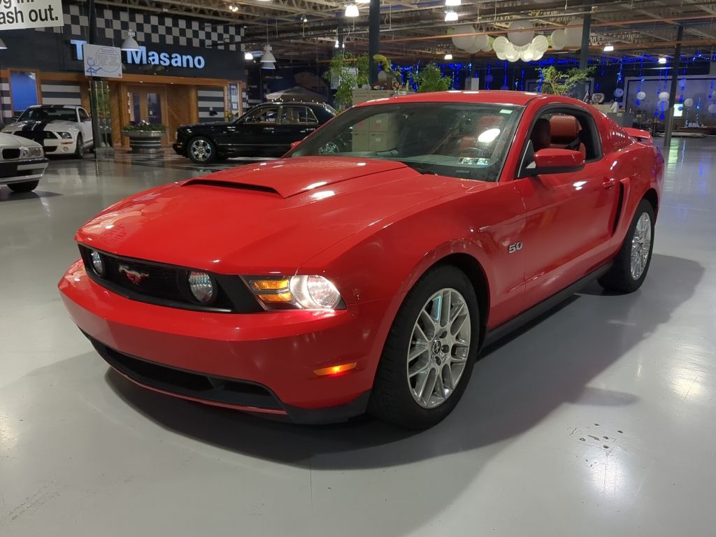  2012 Ford Mustang GT Premium Coupe RWD   