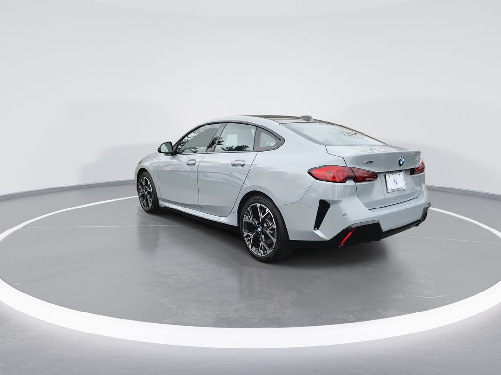 Thumbnail: 2025 BMW 2 Series - 6