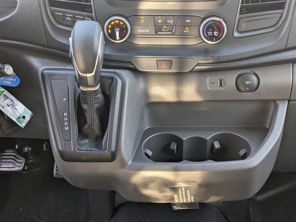 2024 Ford Transit 250