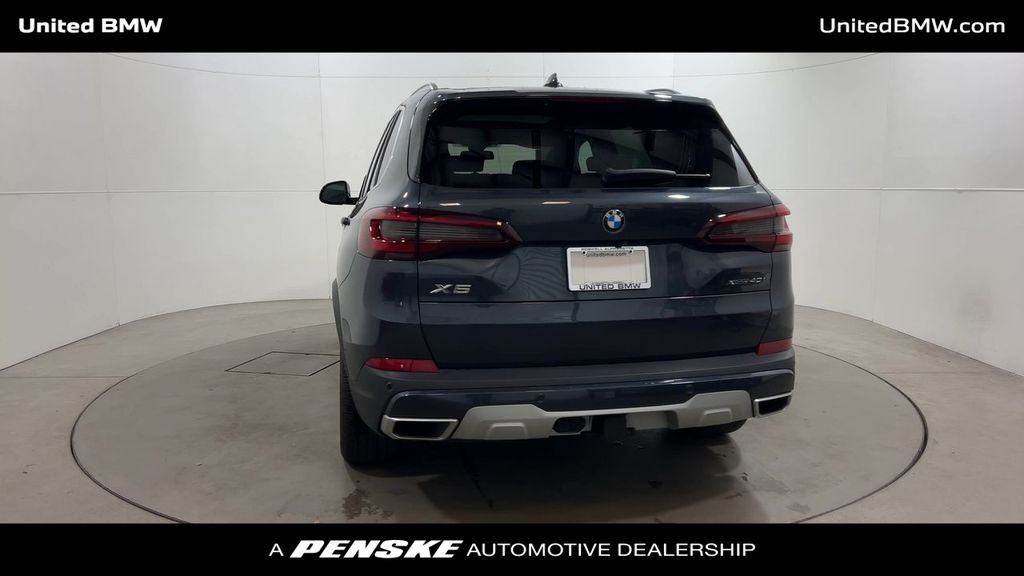 2022 BMW X5 xDrive40i 7