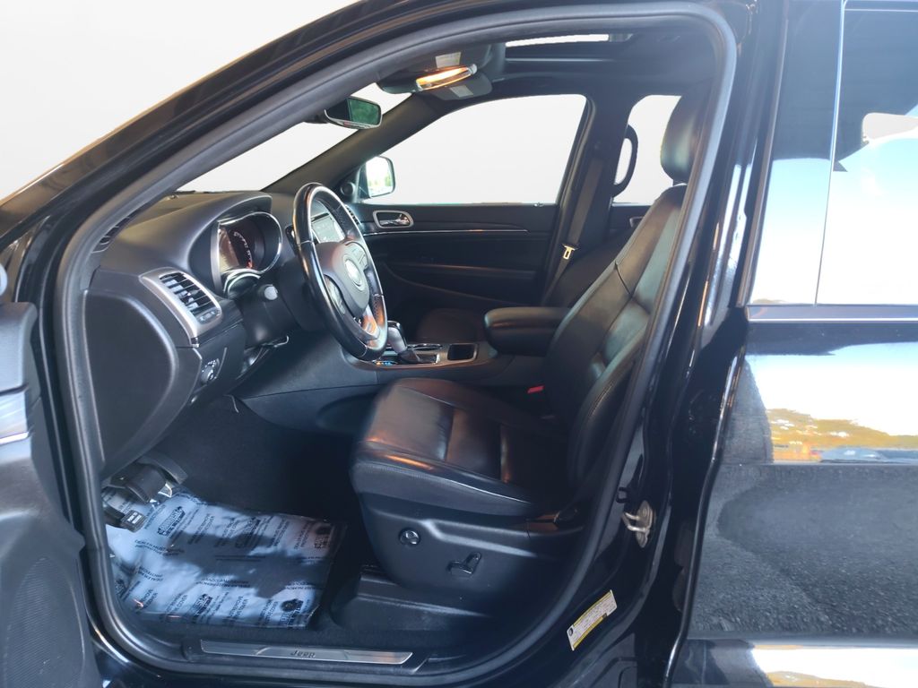 Used Car 2021 Jeep Grand Cherokee  Limited For Sale In Austin, Texas