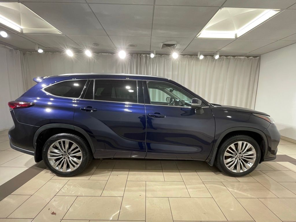 2024 Toyota Highlander Platinum 6