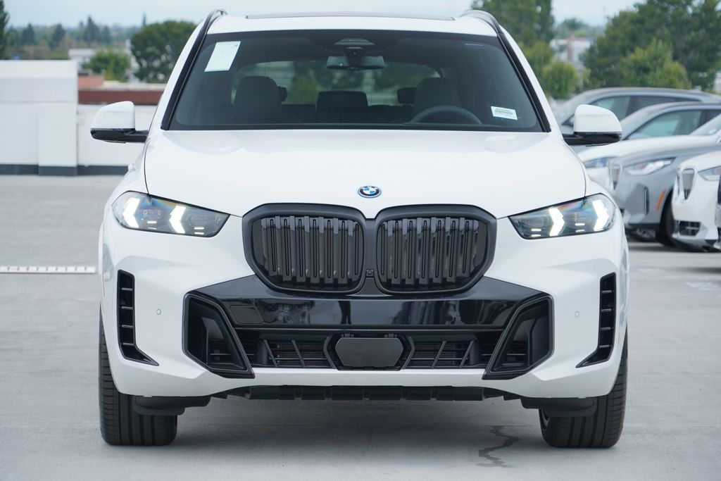 Thumbnail: 2026 BMW X5 - 2