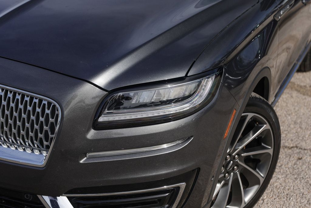 Used Car 2020 Lincoln Nautilus  Reserve For Sale Under $25,000 In Austin, Texas