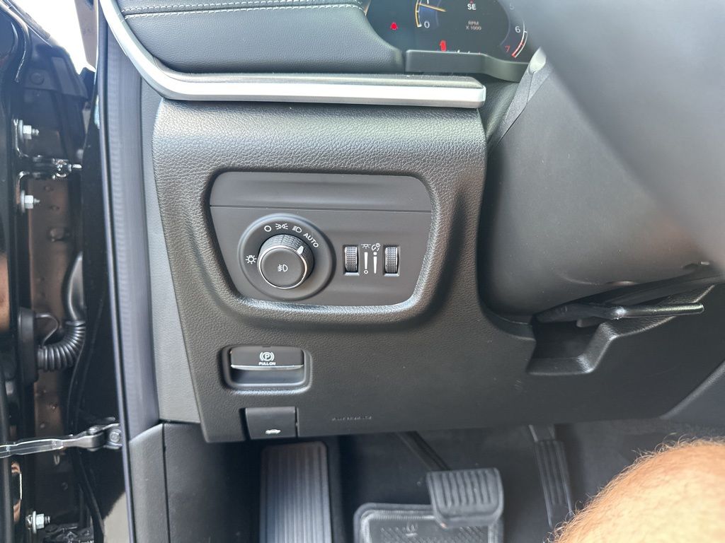 New Car 2025 Jeep Grand Cherokee L  Limited For Sale Under $50,000 In Austin, Texas