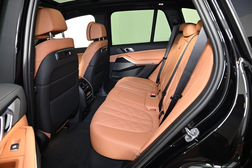 Thumbnail: 2026 BMW X5 - 24