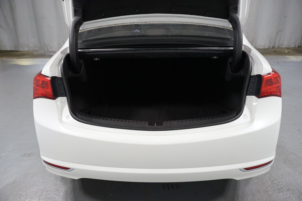 Thumbnail: 2018 Acura TLX - 31