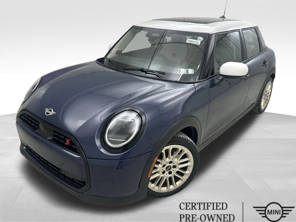 2025 MINI Cooper S Signature Trim 4-door Hatchback