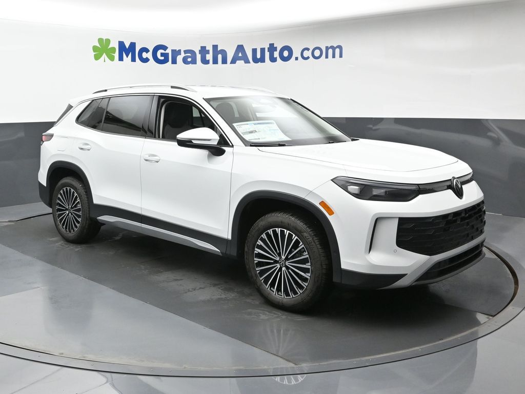 2026 Volkswagen Tiguan S's photo