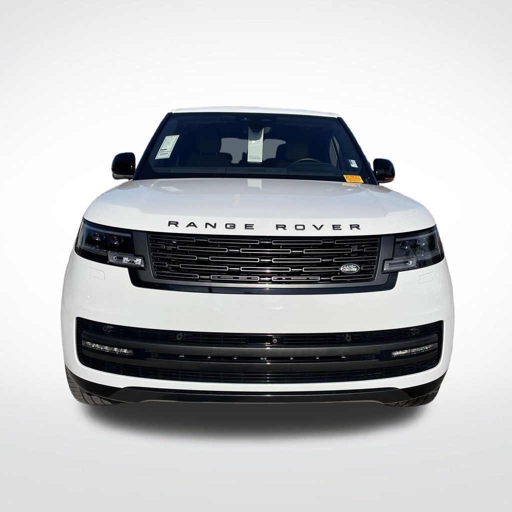 2023 Land Rover Range Rover SE's photo