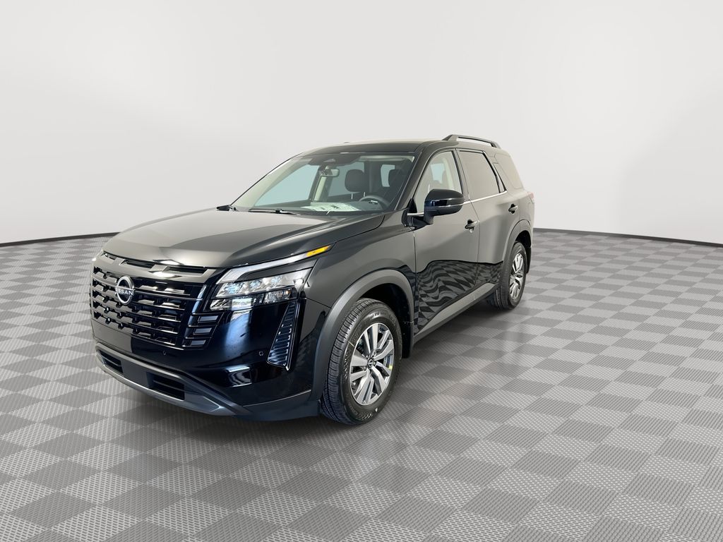 View vehicle photo 4