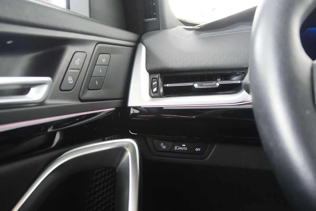 Thumbnail: 2024 BMW X2 - 21