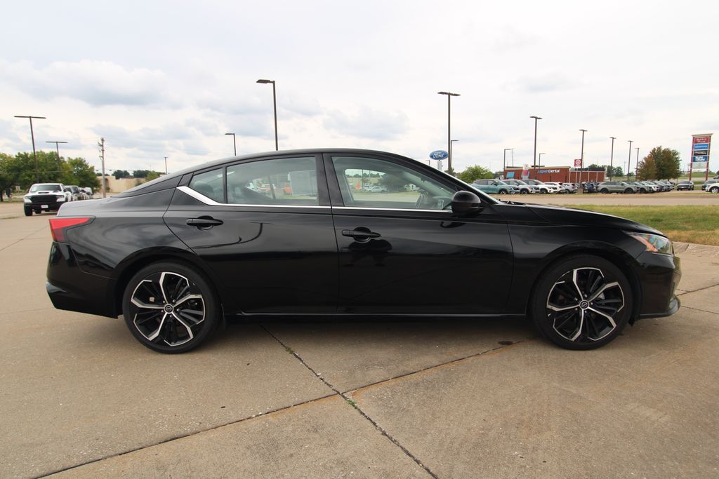 Used 2023 Nissan Altima Sedan